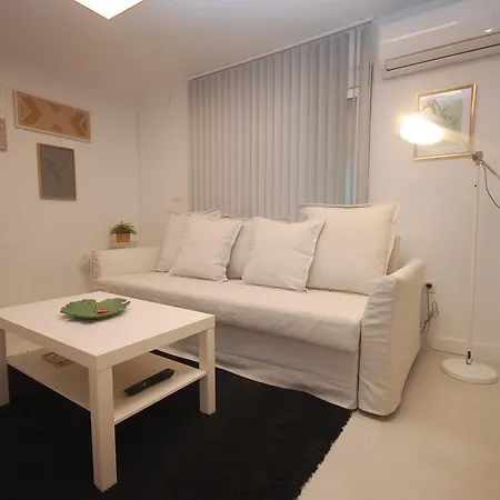 Apartment Holi Rent Salmedina Seville