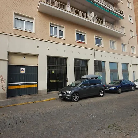 Holi Rent Salmedina * Seville